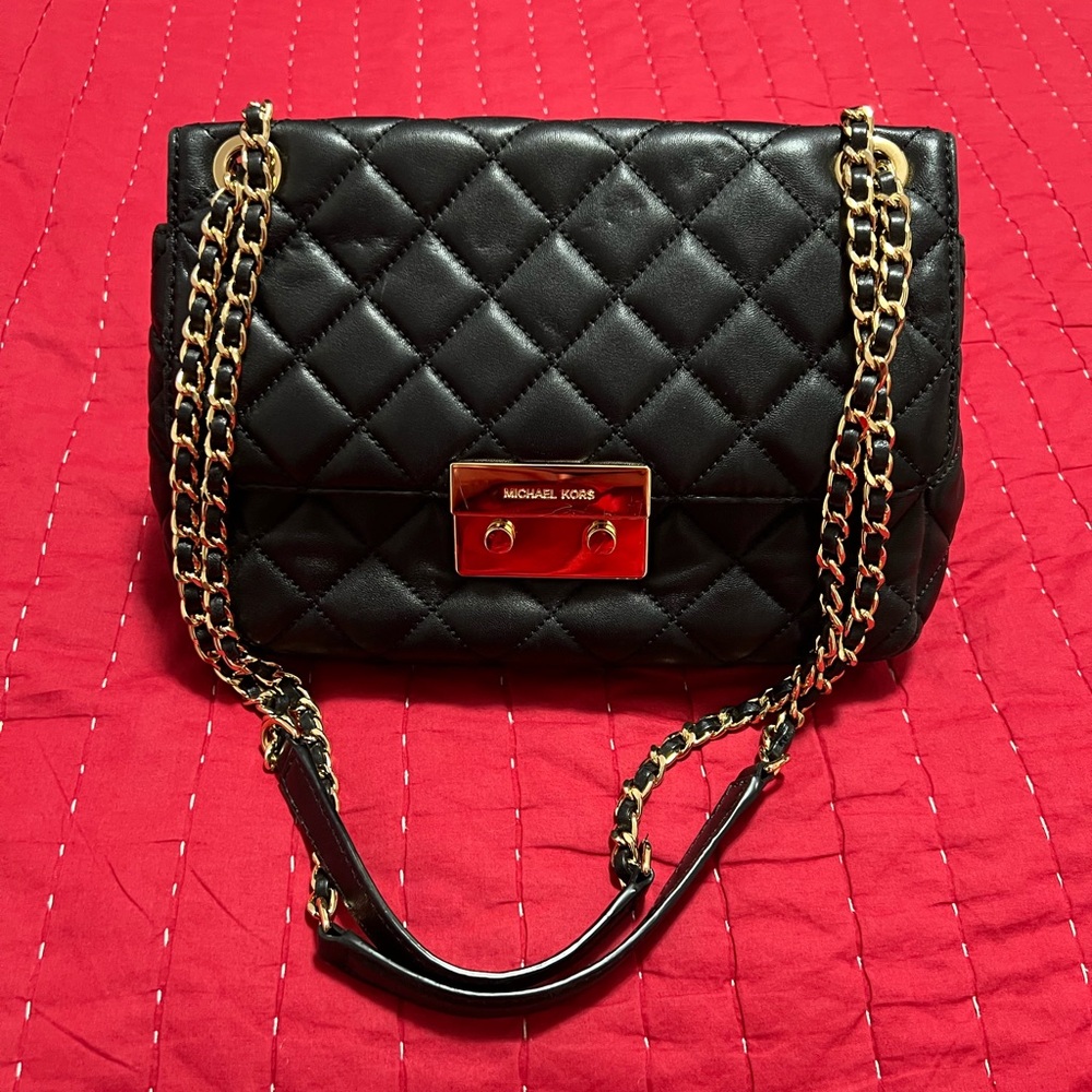 Michael Kors Black and Gold Quilted Shoulder Bag - Picture 5 of 11